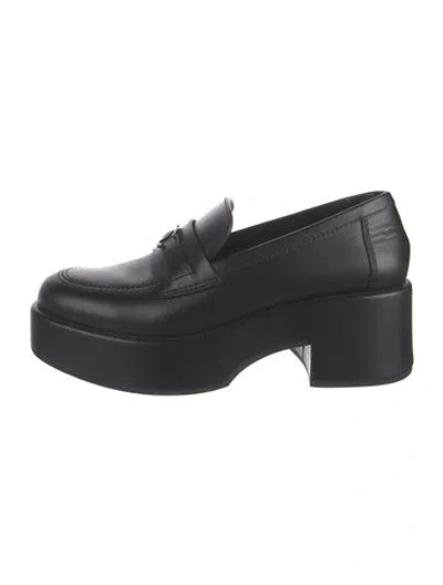 Pre-owned Chanel 2022 Interlocking Cc Logo Loafers In Black