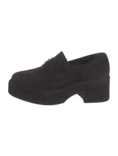 Pre-owned Chanel 2022 Interlocking Cc Logo Pumps In Black
