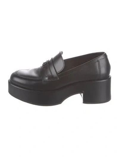 Pre-owned Chanel 2022 Interlocking Cc Logo Pumps In Black