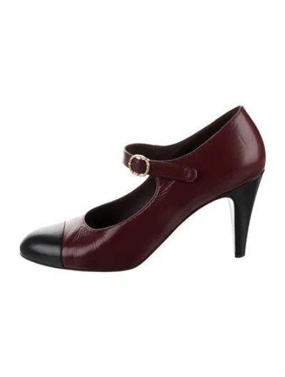 Pre-owned Chanel 2022 Interlocking Cc Logo Pumps In Burgundy