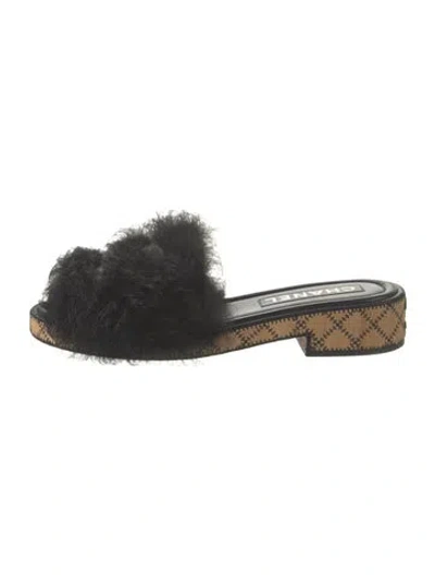 Pre-owned Chanel 2022 Interlocking Cc Logo Slides In Black/white