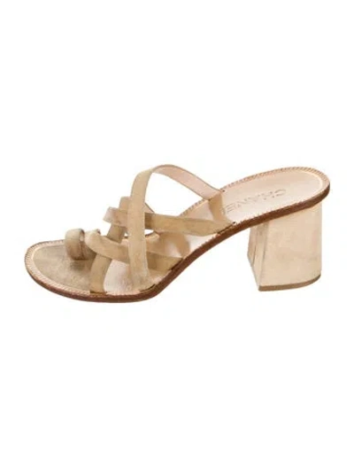 Pre-owned Chanel 2022 Interlocking Cc Logo Slides In Neutral