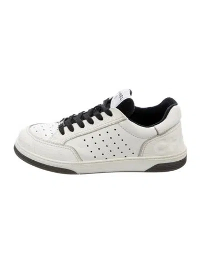 Pre-owned Chanel 2022 Interlocking Cc Logo Sneakers In White