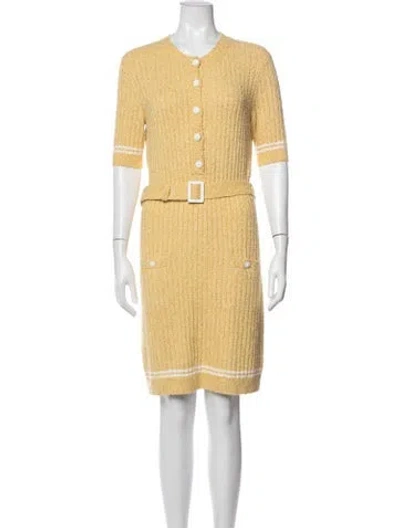 Pre-owned Chanel 2022 Knee-length Dress In Yellow