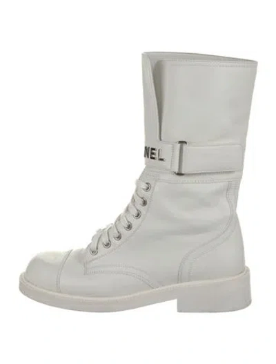 Pre-owned Chanel 2022 Leather Combat Boots In White