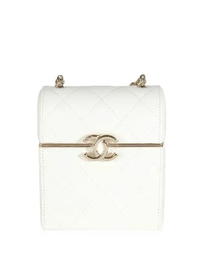 Pre-owned Chanel 2022 Mini Diamond-quilted Box Clutch Bag In 白色