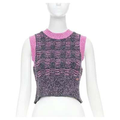 Pre-owned Chanel 2022 Runway Check Cc Plaque Fuchsia Trim Cropped Cashmere Knit Vest Fr38 In Gray