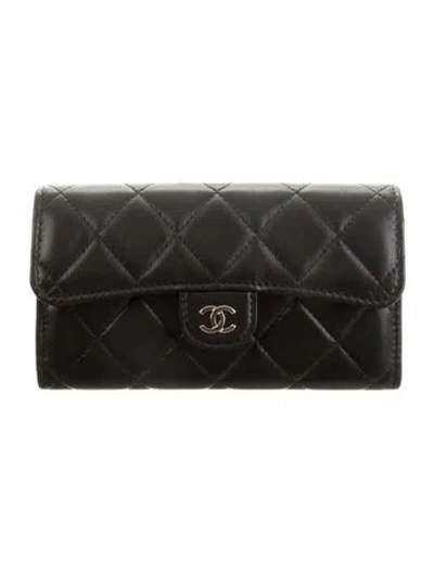Pre-owned Chanel 2022-2023 Medium Gusset Flap Trifold Wallet In Black
