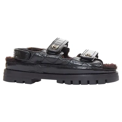 Pre-owned Chanel 2023 Black Laminated Lambskin Shearling Crystal Cc Dad Sandals Eu37