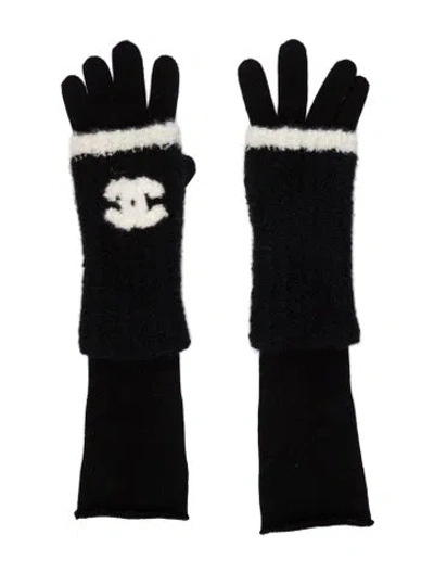 Pre-owned Chanel 2023 Cashmere Cc Gloves In Black