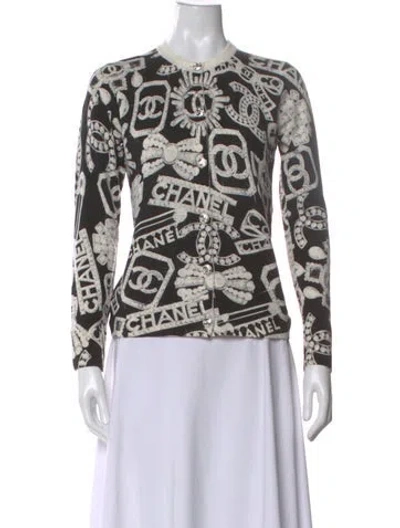 Pre-owned Chanel 2023 Coco Neige Sweater In White
