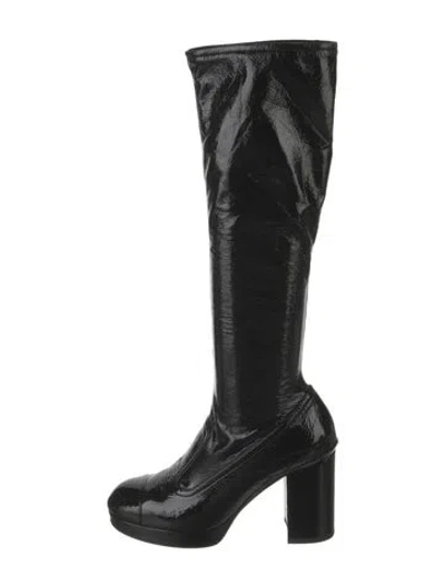 Pre-owned Chanel 2023 Interlocking Cc Logo Boots In Black