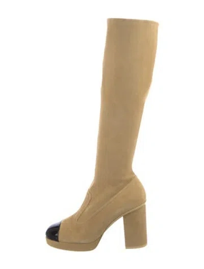 Pre-owned Chanel 2023 Interlocking Cc Logo Boots In Neutral