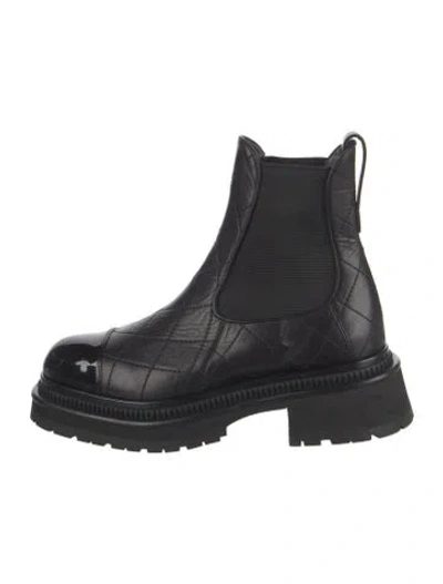 Pre-owned Chanel 2023 Interlocking Cc Logo Chelsea Boots In Black