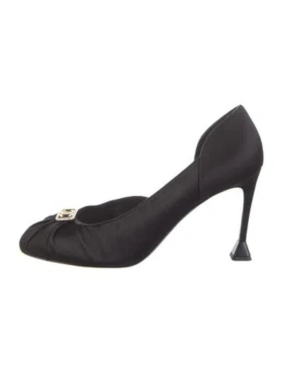 Pre-owned Chanel 2023 Interlocking Cc Logo D'orsay Pumps In Black