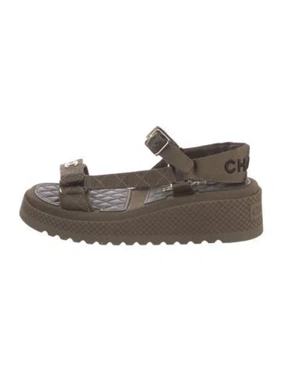 Pre-owned Chanel 2023 Interlocking Cc Logo Espadrilles In Green