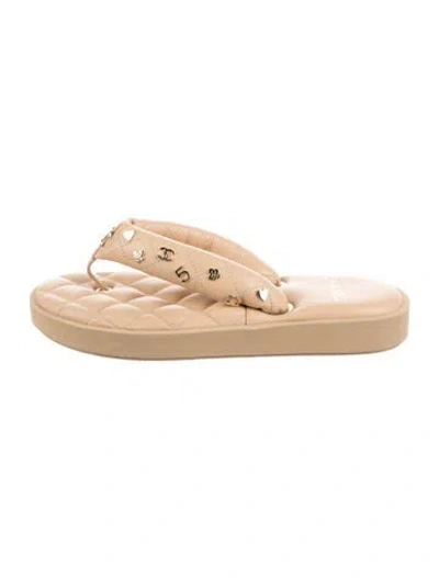 Pre-owned Chanel 2023 Interlocking Cc Logo Flip Flops In Neutrals