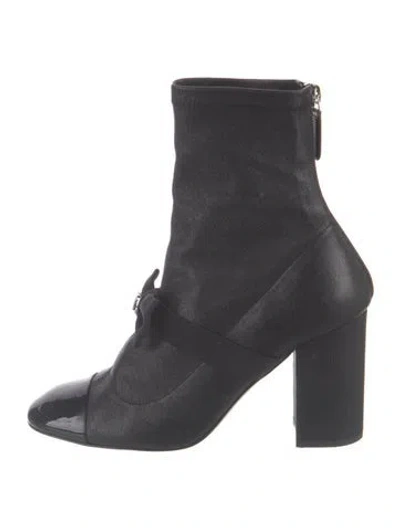 Pre-owned Chanel 2023 Interlocking Cc Logo Lace-up Boots In Black