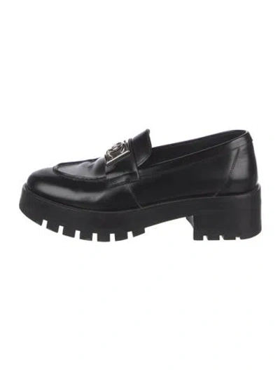 Pre-owned Chanel 2023 Interlocking Cc Logo Loafers In Black