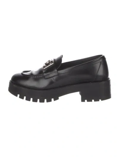 Pre-owned Chanel 2023 Interlocking Cc Logo Loafers In Black