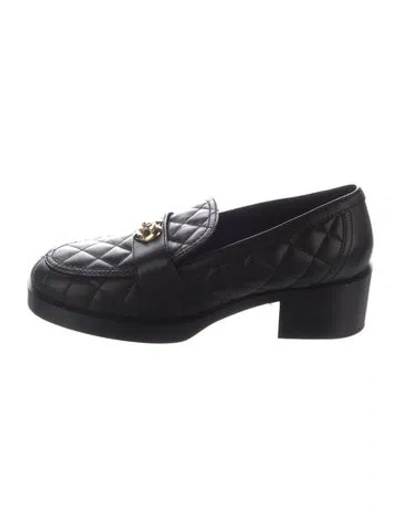 Pre-owned Chanel 2023 Interlocking Cc Logo Loafers In Black