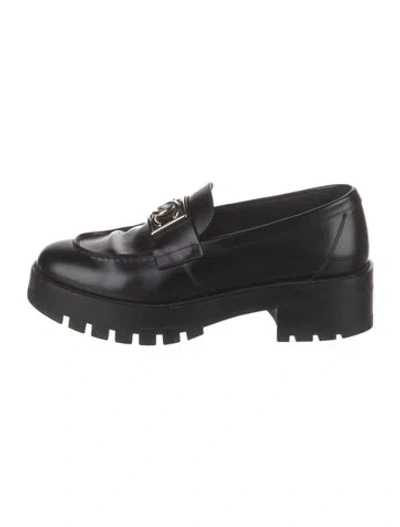 Pre-owned Chanel 2023 Interlocking Cc Logo Loafers In Black