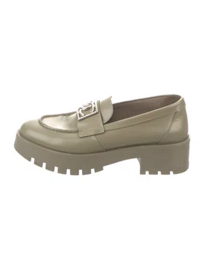 Pre-owned Chanel 2023 Interlocking Cc Logo Loafers In Green