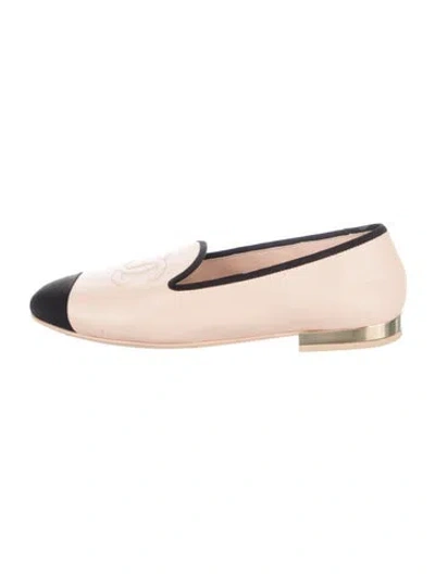 Pre-owned Chanel 2023 Interlocking Cc Logo Loafers In Neutrals