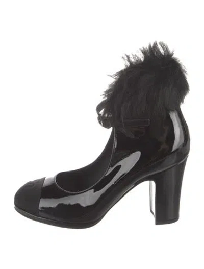 Pre-owned Chanel 2023 Interlocking Cc Logo Pumps In Black