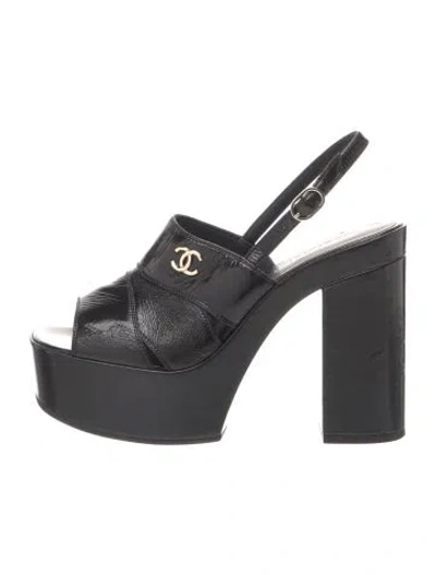 Pre-owned Chanel 2023 Interlocking Cc Logo Sandals In Black