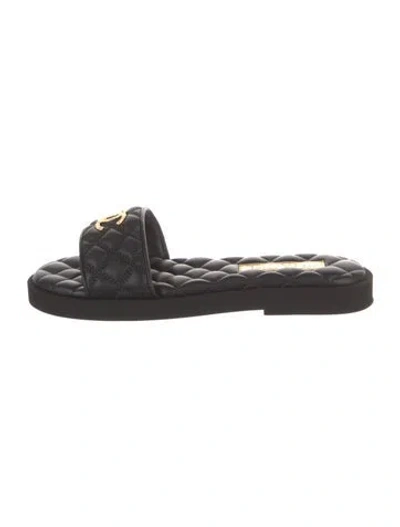 Pre-owned Chanel 2023 Interlocking Cc Logo Slides In Black