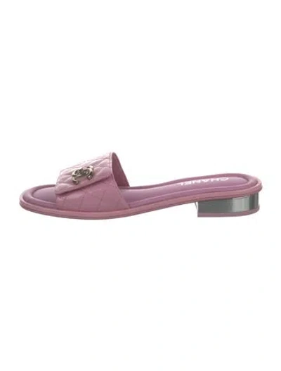 Pre-owned Chanel 2023 Interlocking Cc Logo Slides In Pink