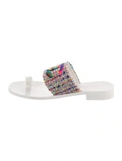 Pre-owned Chanel 2023 Interlocking Cc Logo Slides In White