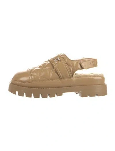 Pre-owned Chanel 2023 Interlocking Cc Logo Slingback Flats In Neutral