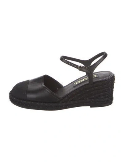 Pre-owned Chanel 2023 Interlocking Cc Logo Slingback Pumps In Black