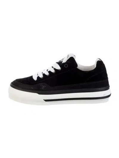 Pre-owned Chanel 2023 Interlocking Cc Logo Sneakers In Black