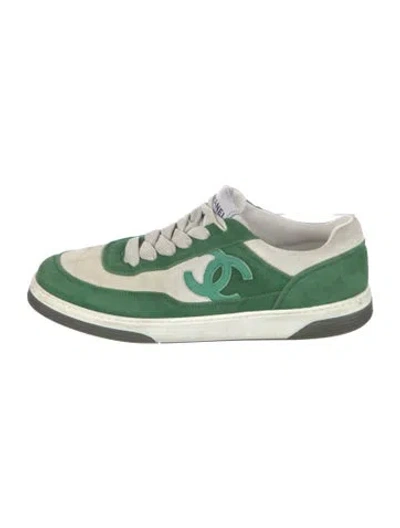 Pre-owned Chanel 2023 Interlocking Cc Logo Sneakers In Green/white
