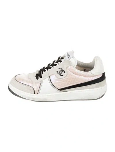 Pre-owned Chanel 2023 Interlocking Cc Logo Sneakers In Neutrals/pink
