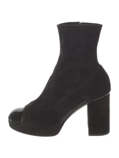 Pre-owned Chanel 2023 Interlocking Cc Logo Sock Boots In Black