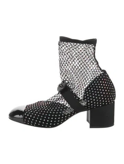 Pre-owned Chanel 2023 Interlocking Cc Logo Sock Boots In Black