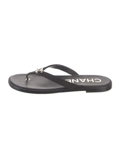 Pre-owned Chanel 2024 Interlocking Cc Logo Flip Flops In Black