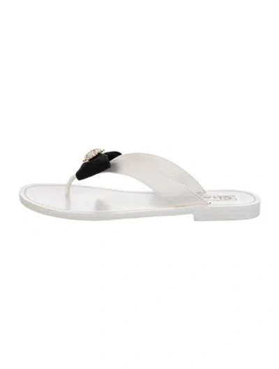 Pre-owned Chanel 2024 Interlocking Cc Logo Flip Flops In White