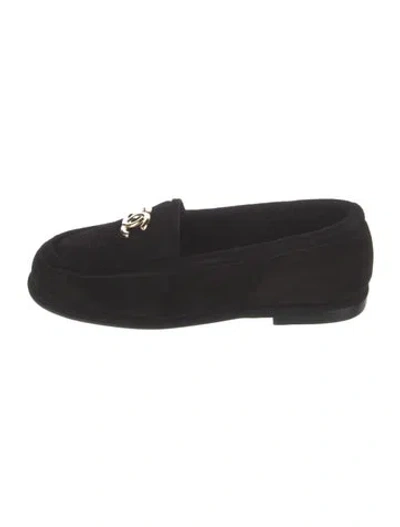 Pre-owned Chanel 2024 Interlocking Cc Logo Loafers In Black