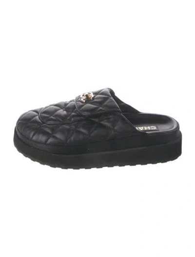 Pre-owned Chanel 2024 Interlocking Cc Logo Mules In Black/gold
