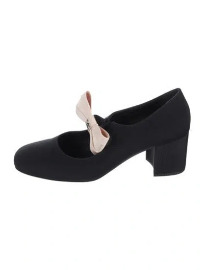Pre-owned Chanel 2024 Interlocking Cc Logo Pumps In Black