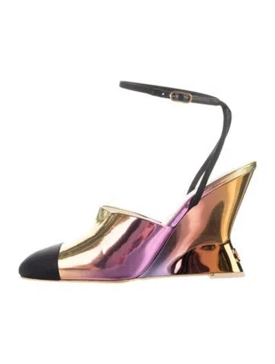 Pre-owned Chanel 2024 Interlocking Cc Logo Pumps In Metallic/pink