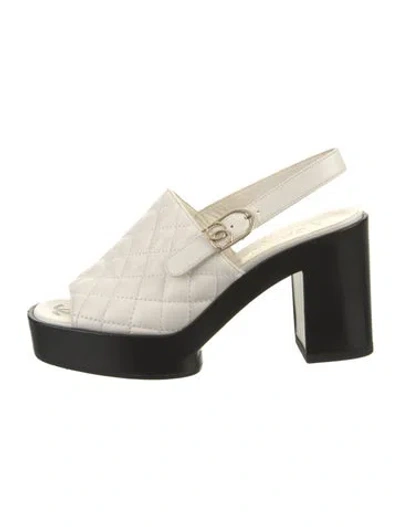 Pre-owned Chanel 2024 Interlocking Cc Logo Sandals In White
