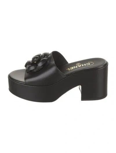 Pre-owned Chanel 2024 Interlocking Cc Logo Slides In Black