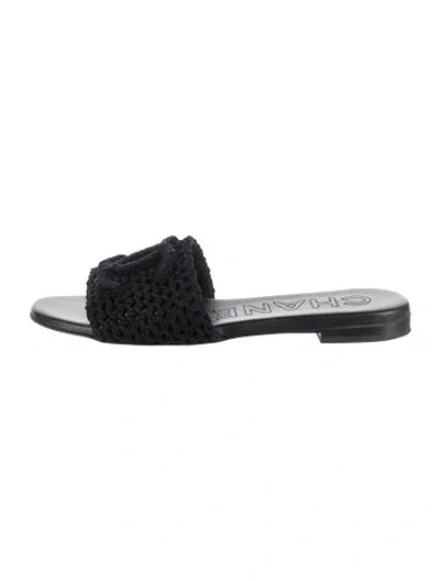 Pre-owned Chanel 2024 Interlocking Cc Logo Slides In Black