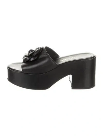 Pre-owned Chanel 2024 Interlocking Cc Logo Slides In Black